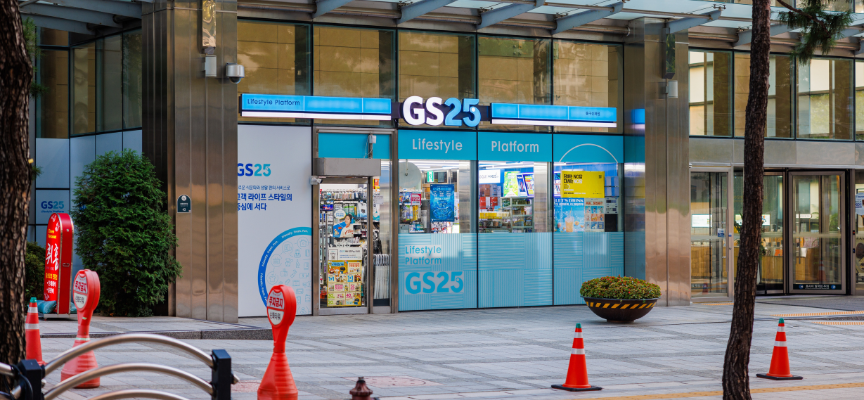 Maximizing Marketing Impact with Custom Window Graphics